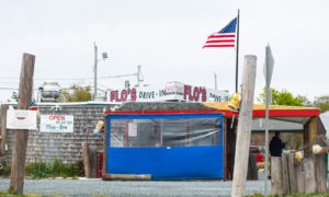 Flo's Clam Shack, seafood, restaurant, Rhode Island, seafood restaurant, flo's drive in, Portsmouth