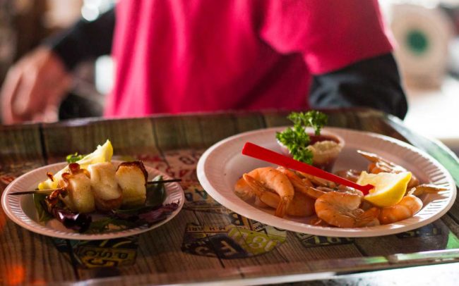 Flo's Clam Shack, seafood, restaurant, Rhode Island, shrimp, fish